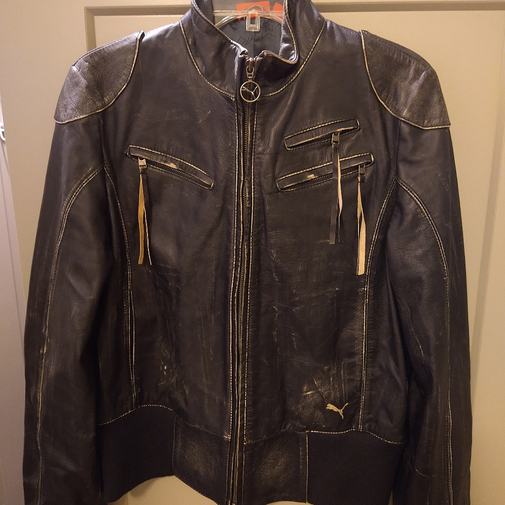 Vary rare Leather Puma Jacket! Women's LG Very Hard to find! Beautiful NWOT 26